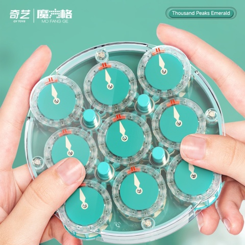 QiYi Magic Clock Cyan (Limited Edition) QiYi Magic Clock Cyan (Limited Edition)